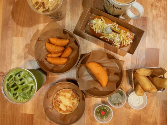 @Papi’s Café by null