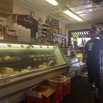 Frick Park Market - Sandwich counter - Grocery Near Me - Pittsburgh, Pennsylvania
