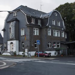 Hotel Restaurant Haus Wasserscheide - Frontalansicht über Eck