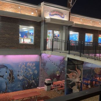 Lawrence's Fish & Shrimp - Seafood Near Me - Chicago, Illinois