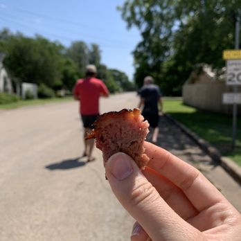 Pop's Lickin And Smackin Bbq - Food - Food Trucks Near Me - Lexington, Texas Pop's Lickin And Smackin Bbq - Food - Food Trucks Near Me - Lexington, Texas