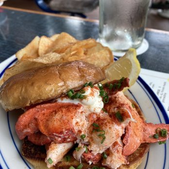 BeetleCat - Lobster Roll - Seafood Near Me - Atlanta, Georgia