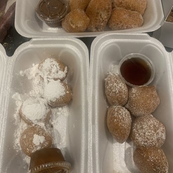 Miami Baked - Top: fried cheesecake Left: fried cookie dough Right: french toast fried Oreos - Desserts Near Me - Miami, Florida