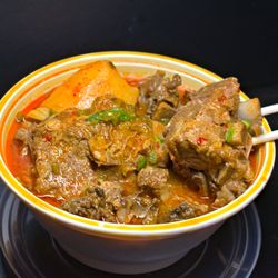 Jeon Ju Hyang - Pork Bone Soup / Gamjatang