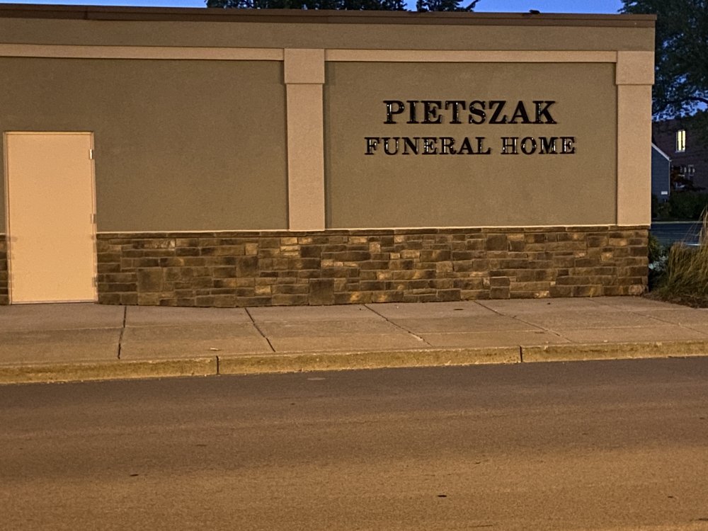 PIETSZAK FUNERAL HOME Updated September 2024 2400 William St
