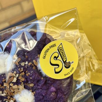 Salamat Cookies - Gluten Free treats and signature Salamat yellow bag - Desserts Near Me Salamat Cookies - Gluten Free treats and signature Salamat yellow bag - Desserts Near Me