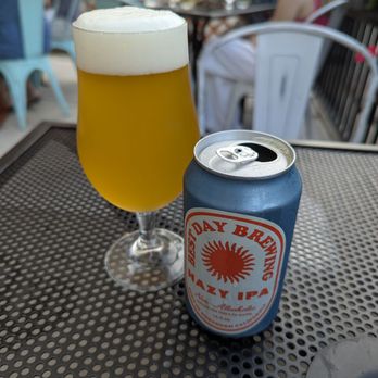 Corridor Brewery & Provisions - Best Day Brewing Hazy IPA - New American Near Me - Chicago, Illinois Corridor Brewery & Provisions - Best Day Brewing Hazy IPA - New American Near Me - Chicago, Illinois