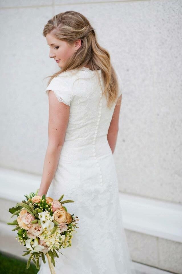 Allyse's Bridal & Formal Logo