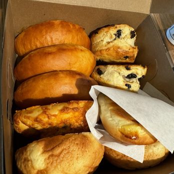 Patisserie Nanako - Curry pan, melon pan, blue lemon scone, cream cheese bread, ham & jalapeno bread - Bakeries Near Me - Kamuela, Hawaii Patisserie Nanako - Curry pan, melon pan, blue lemon scone, cream cheese bread, ham & jalapeno bread - Bakeries Near Me - Kamuela, Hawaii