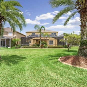 Lush Lawn and Palm - Lawn Services Near Me - Brooksville, Florida