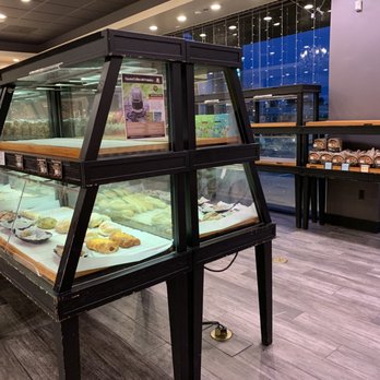Duke Bakery - Bakeries Near Me - Rowland Heights, California