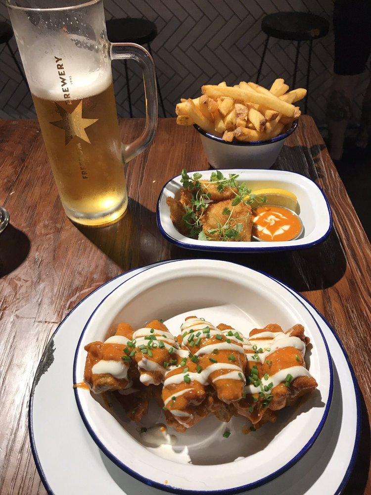 RANDYS WING BAR 30 Minories, London, United Kingdom Yelp