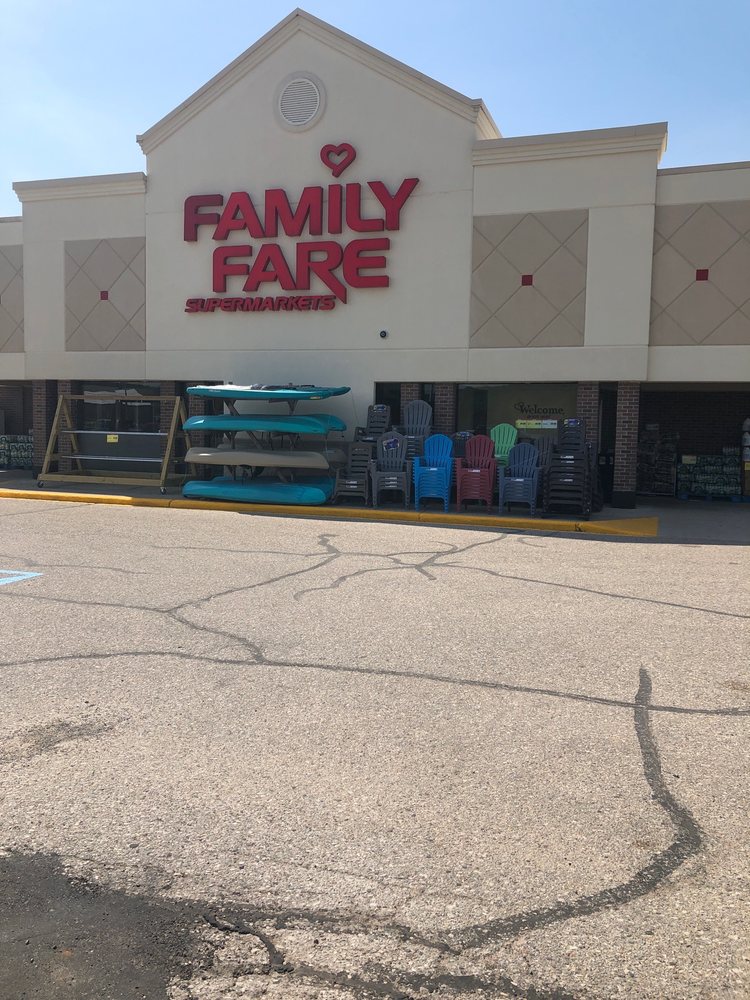 Family Fare Supermarket Logo