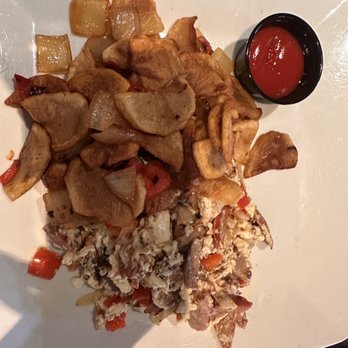 Novitá - Wine Bars Near Me - Garden City, New York Novitá - Wine Bars Near Me - Garden City, New York