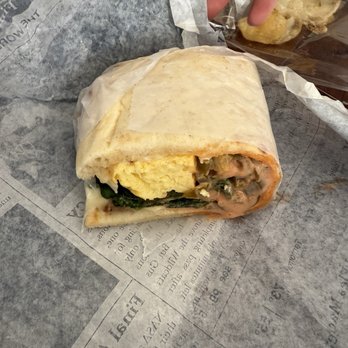 Bakery Museum & Co - Spicy flatbread one, forgot the name - Cafes Near Me - Fairfax, Virginia