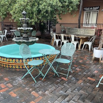 Grounded - Patio seating - Pizza Near Me - Las Cruces, New Mexico Grounded - Patio seating - Pizza Near Me - Las Cruces, New Mexico