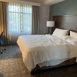 Staybridge Suites Naples - Marco Island - Bedroom