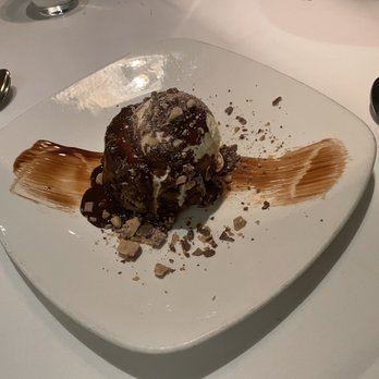 Chart House - Chocolate lava cake a la mode, delicious and worth the 25 minute wait. - Seafood Near Me - Portland, Oregon Chart House - Chocolate lava cake a la mode, delicious and worth the 25 minute wait. - Seafood Near Me - Portland, Oregon