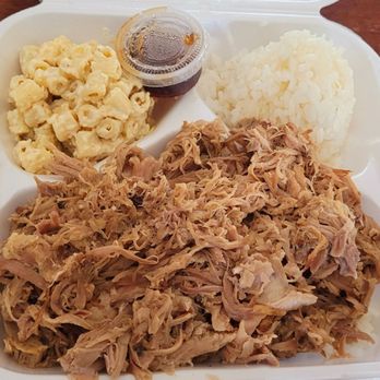 Habu Smoke Cart - kahlua pork plate lunch.Rice piled under the pork. - Hawaiian Near Me - Beaverton, Oregon Habu Smoke Cart - kahlua pork plate lunch.Rice piled under the pork. - Hawaiian Near Me - Beaverton, Oregon