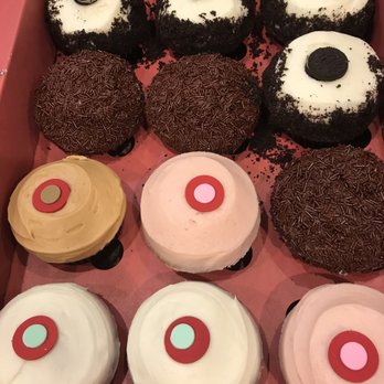Sprinkles Georgetown - Bakeries Near Me - Washington, DC, District of Columbia Sprinkles Georgetown - Bakeries Near Me - Washington, DC, District of Columbia
