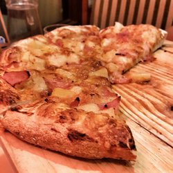 Shakey's Pizza