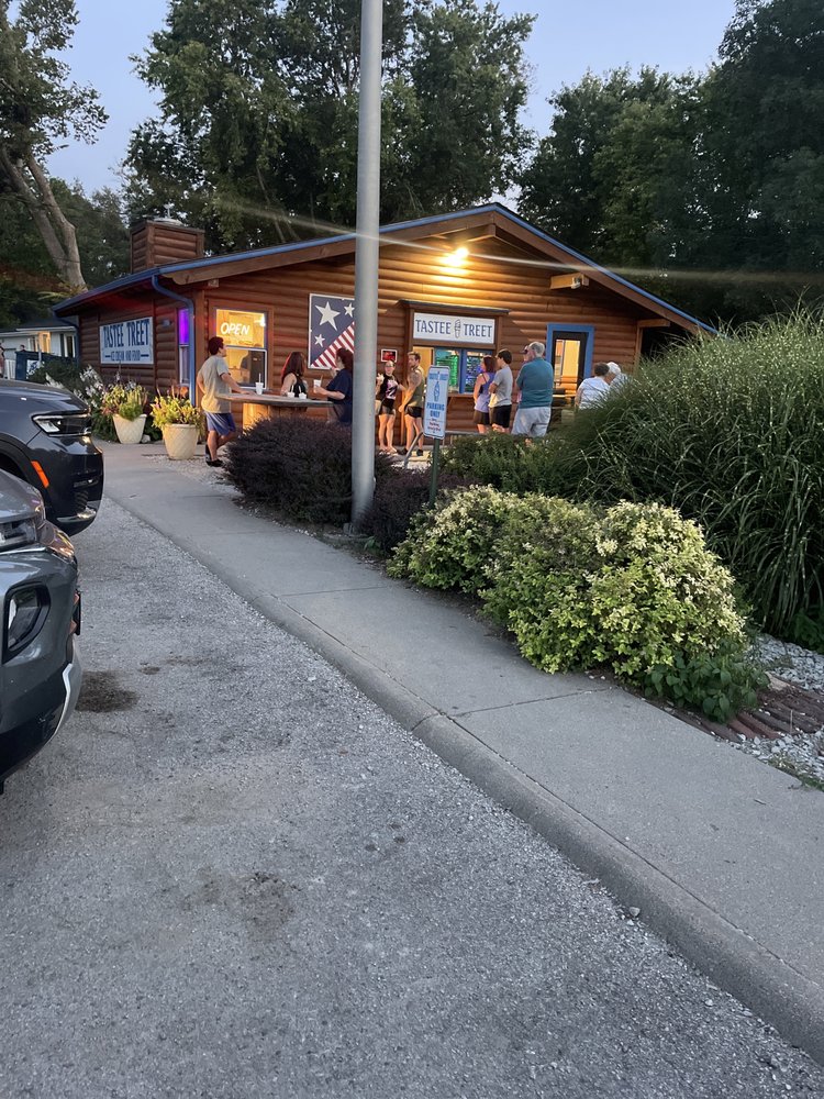 TASTEE TREET 13 Reviews 13996 Wabash Ave, Council Bluffs, Iowa