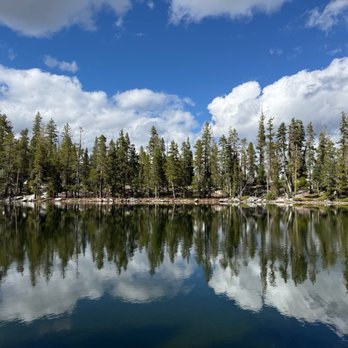Klamath National Forest - Horseshoe lake - Russian wilderness - Parks Near Me - Yreka, California