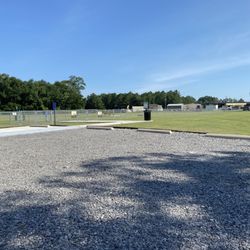D’Iberville Dog Park - A small area of shade in the parking lot is all there is!