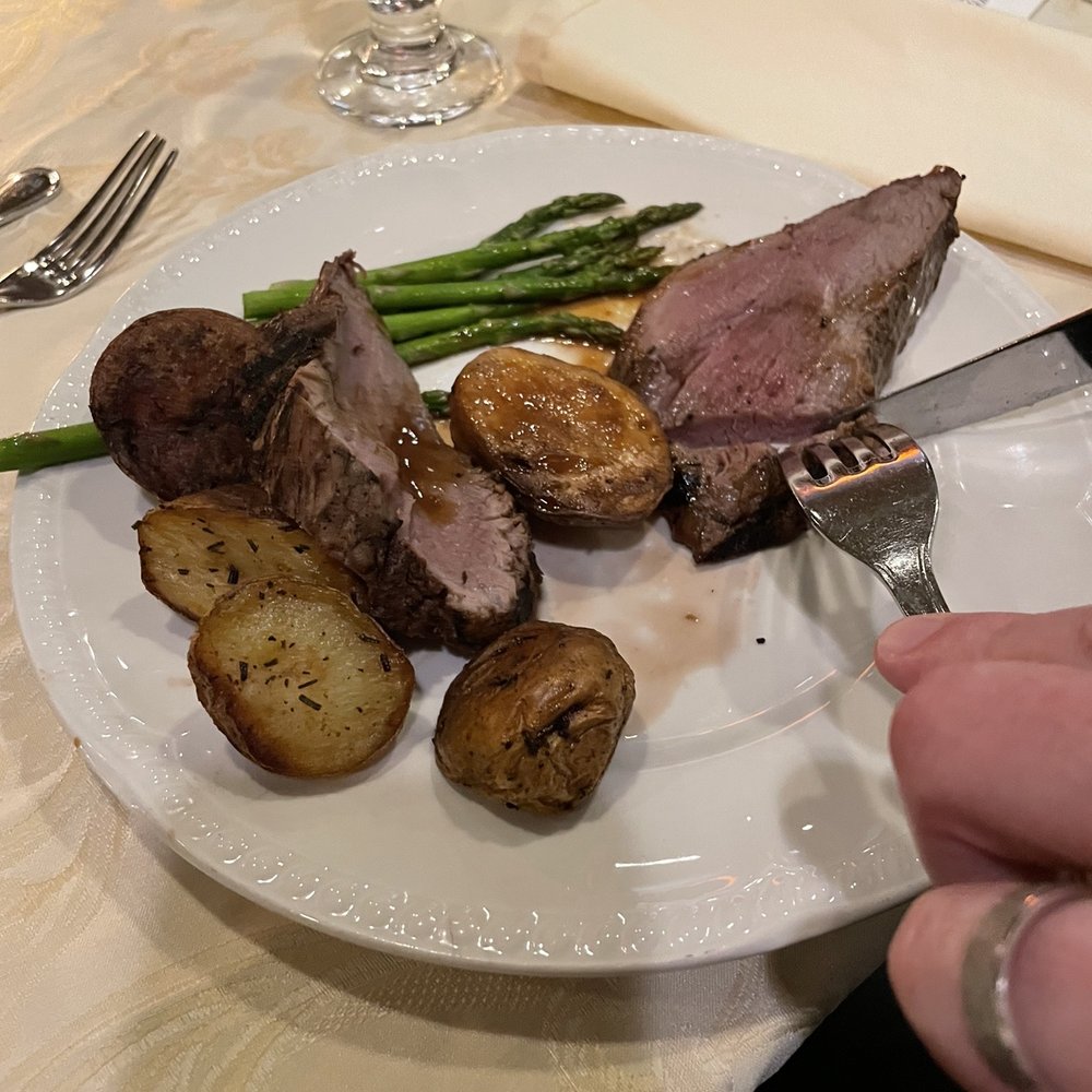 Olde Mill Inn - Beef filet - Hotels Near Me - Basking Ridge, New Jersey