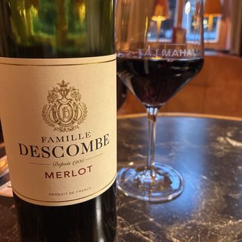 Taj Mahal - Our choice of wine - Indian Near Me - Bruges, VWV Taj Mahal - Our choice of wine - Indian Near Me - Bruges, VWV