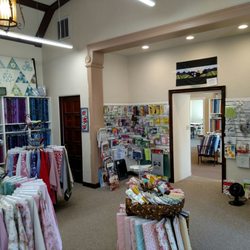 Friends Around The Block Quilt Shop - Brand New classroom for classes and retreats.