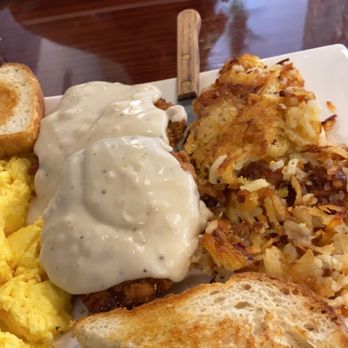 London Cafe - Chicken Fried Steak and Eggs - Breakfast & Brunch Near Me - Houston, Texas