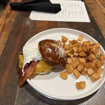 Revel - Bacon Jam Burger - Bars Near Me - Pittsburgh, Pennsylvania Revel - Bacon Jam Burger - Bars Near Me - Pittsburgh, Pennsylvania