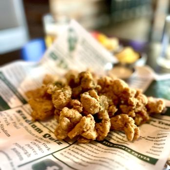 Soju Tavern - Popcorn chicken. Comes with mayo dip... ask for the hot sauce and add it to the mayo. So good. - Korean Near Me - Rowland Heights, California Soju Tavern - Popcorn chicken. Comes with mayo dip... ask for the hot sauce and add it to the mayo. So good. - Korean Near Me - Rowland Heights, California