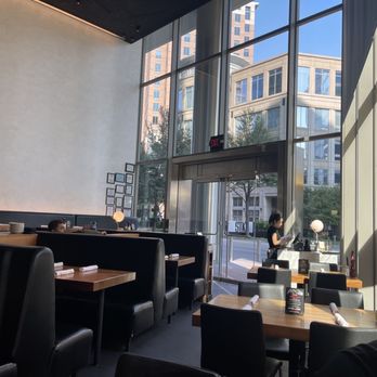 Doc B's Restaurant + Bar - New American Near Me - Dallas, Texas