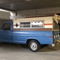 Charlies' Automotive