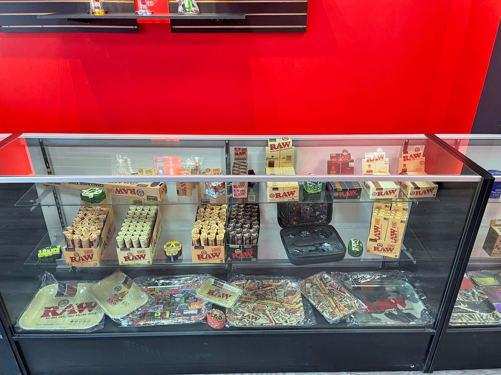 DA BLOW SHOP Updated September 2024 8013 Euclid Ave, Cleveland