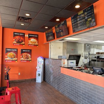 CM Korean Fried Chicken - Ordering area - Chicken Shop Near Me - Indianapolis, Indiana