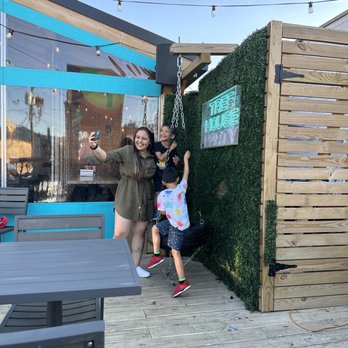 JoJo's Shake Bar - Naperville - Outside deck - Bars Near Me - Naperville, Illinois JoJo's Shake Bar - Naperville - Outside deck - Bars Near Me - Naperville, Illinois