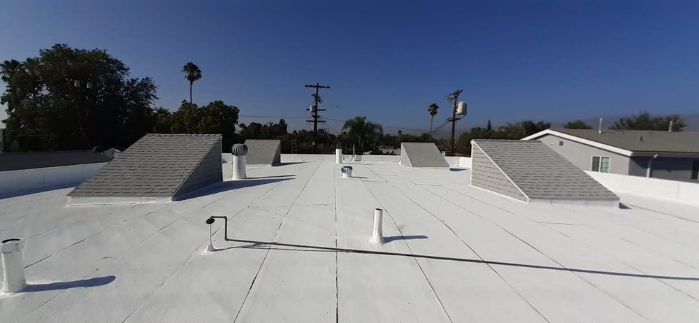 Slide of C&H Roofing