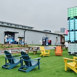 Blume Studios - Exterior