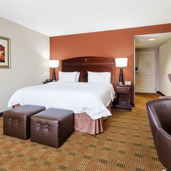 Hampton Inn Moss Point Pascagoula - Guest room - Hotels Near Me - Moss Point, Mississippi