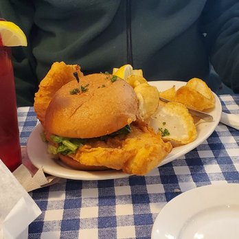 Dirty Dick's Crab House - Nags Head - Fish sandwich - Seafood Near Me - Nags Head, North Carolina Dirty Dick's Crab House - Nags Head - Fish sandwich - Seafood Near Me - Nags Head, North Carolina