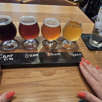 Tangled Roots Craft Beer & Kitchen - Breweries Near Me - South Barrington, Illinois Tangled Roots Craft Beer & Kitchen - Breweries Near Me - South Barrington, Illinois