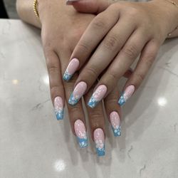 Diva Nails