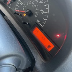 Curmsons Auto Sales - Lights and issues on