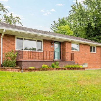 Derek J Latch - Compass Real Estate - Real Estate Agents Near Me - Pittsburgh, Pennsylvania Derek J Latch - Compass Real Estate - Real Estate Agents Near Me - Pittsburgh, Pennsylvania