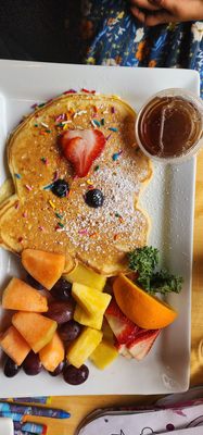 Pete's Eggnest by null