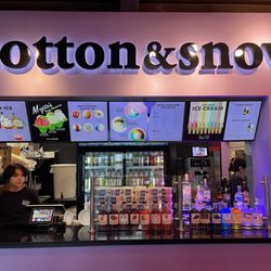 Cotton & Snow TX - Entrance