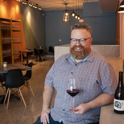 Small Wine Shop